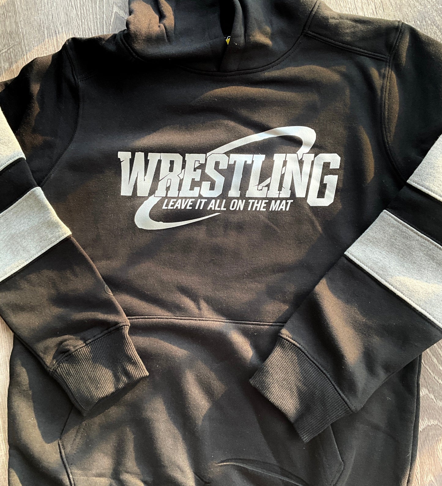 WRESTLING STRIPPED SLEEVE “Leave it all on the Mat”(Aug)